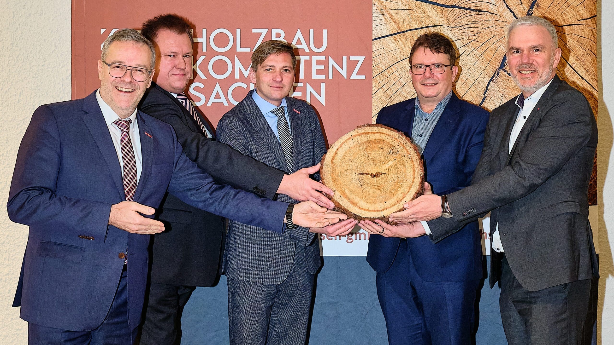 Holzbau Kompetenz Sachsen GmbH &ndash; 2023 02 06 HKS und Handwerkskammern scaled 3