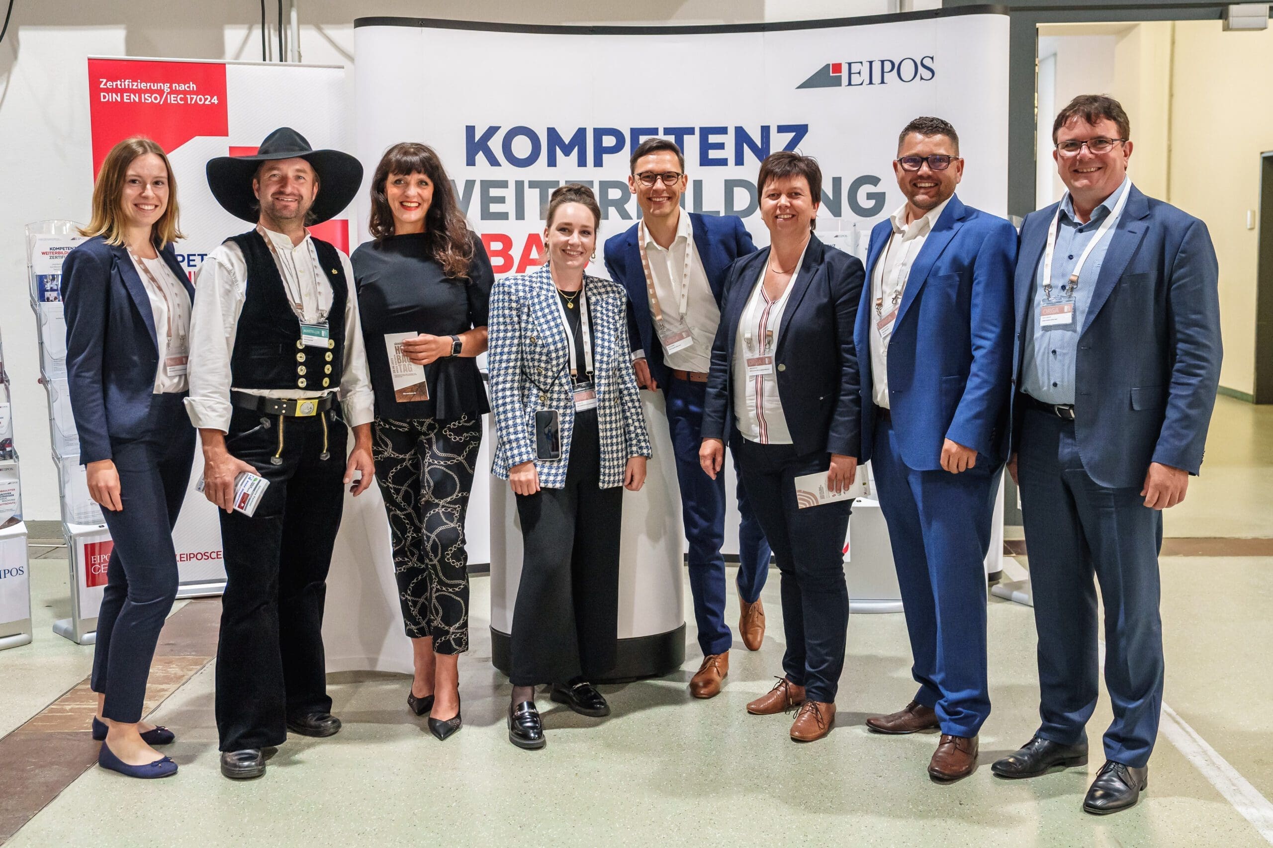 Holzbau Kompetenz Sachsen GmbH &ndash; HKSund EIPOS Fachausbildung scaled 1